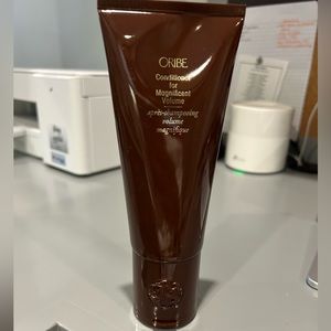 Brand new Oribe Conditioner for Magnificent Volume